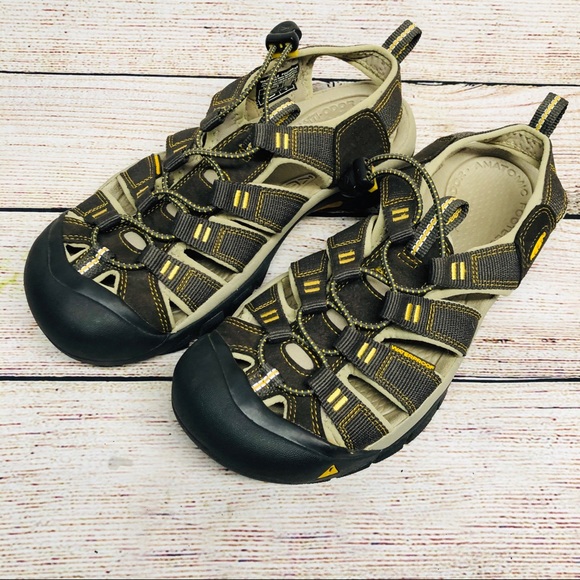 keen newport h2 raven aluminum